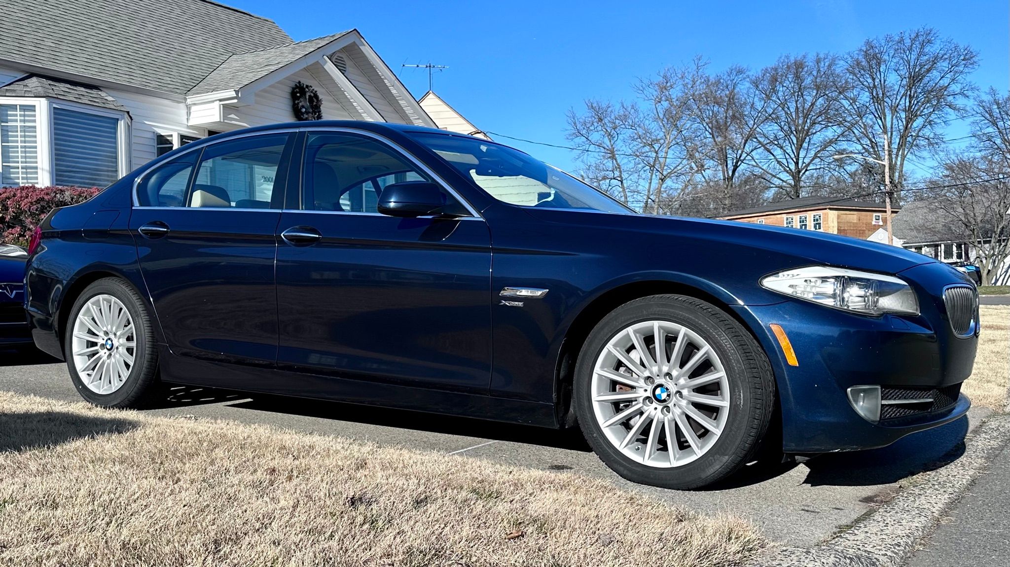 Used 2011 BMW 535i xDrive Sedan AWD/4WD image 6