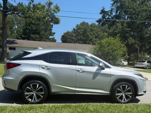 Used 2018 Lexus RX 350 AWD w/ Premium Package image 11