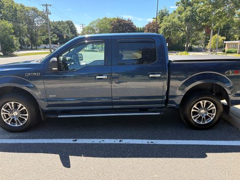 Used 2015 Ford F150 XLT w/ Equipment Group 302A Luxury image 1