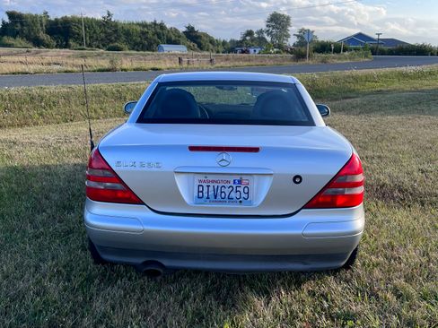 Used 1998 Mercedes-Benz SLK 230 image 9