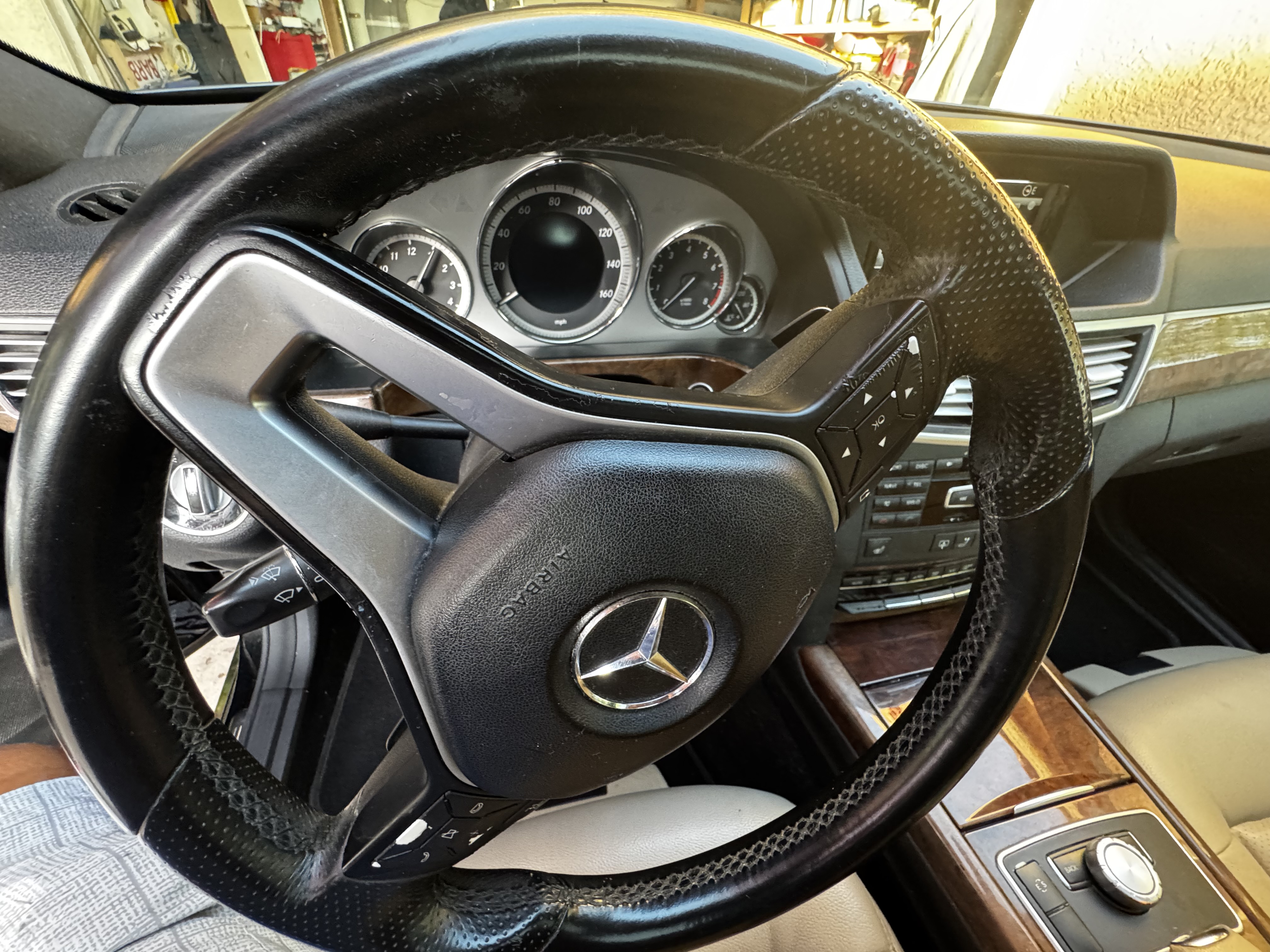 Used 2013 Mercedes-Benz E 350 Sedan image 14