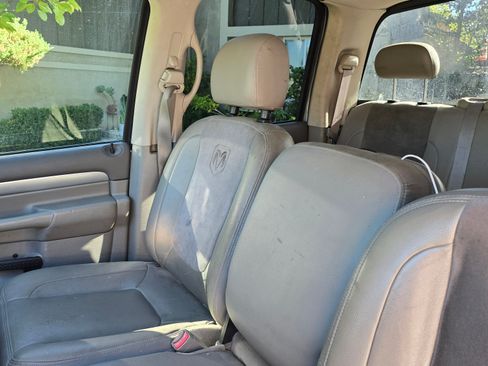 Used 2005 Dodge Ram 2500 Truck SLT image 19