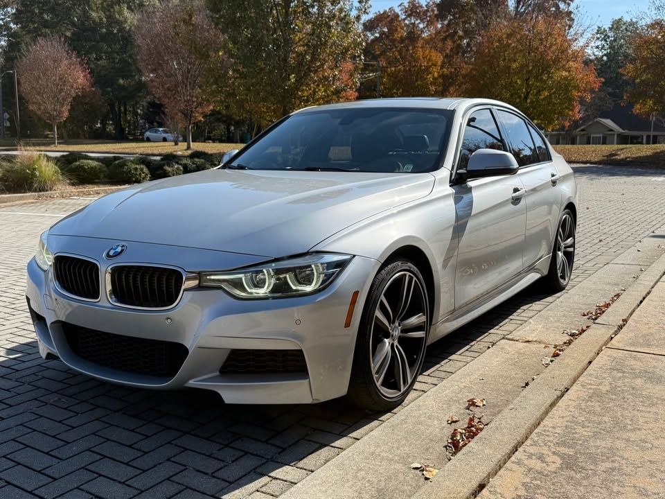 Used 2017 BMW 340i Sedan RWD image 1