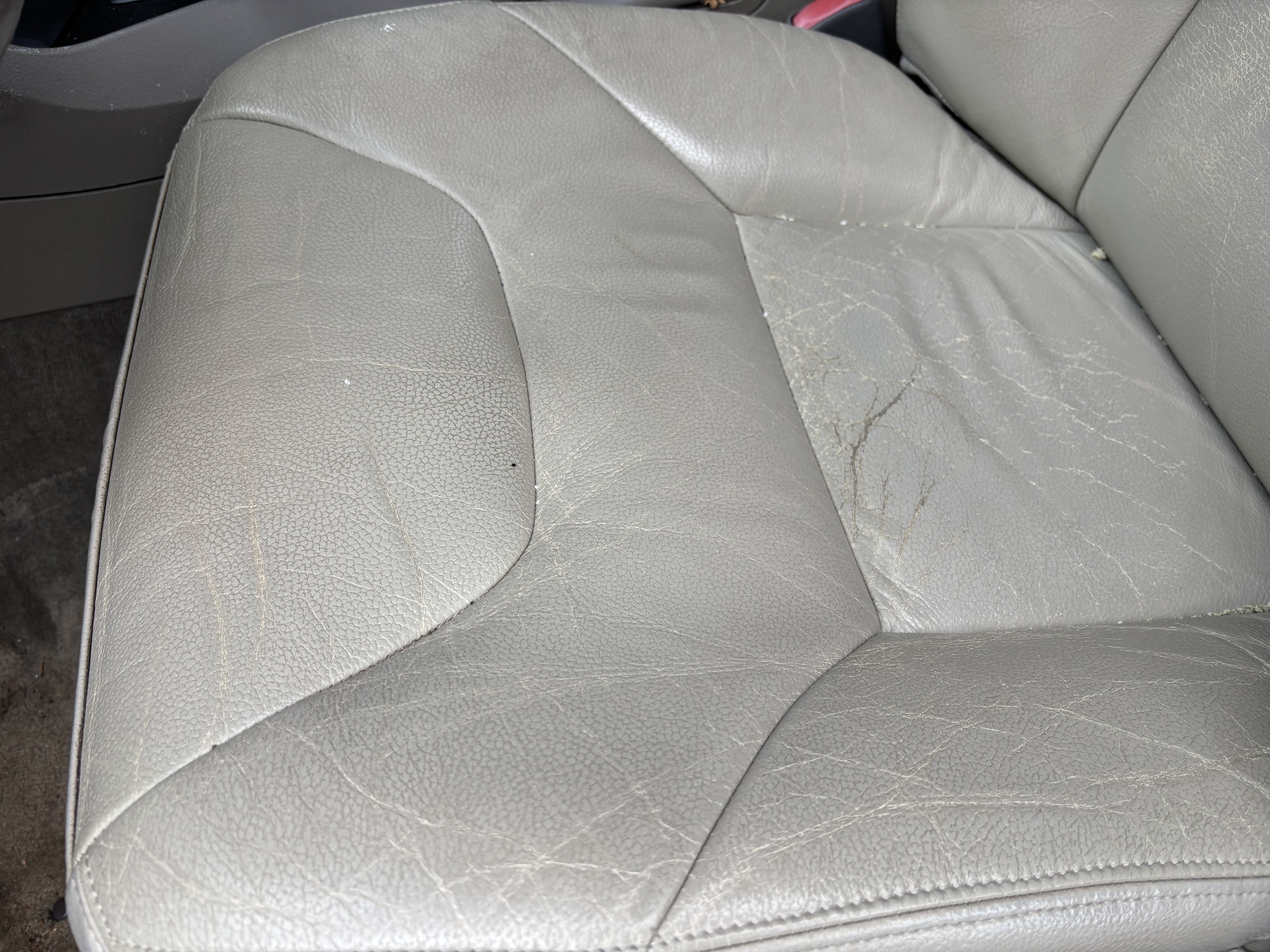 Used 2004 Volvo V70 2.4 FWD image 18