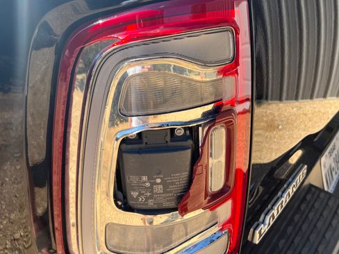 Used 2019 RAM 3500 Laramie image 9