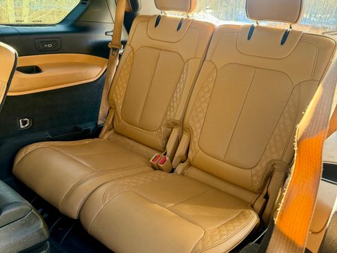 Used 2024 Jeep Grand Cherokee L Summit w/ Advanced Protech Group IV image 7