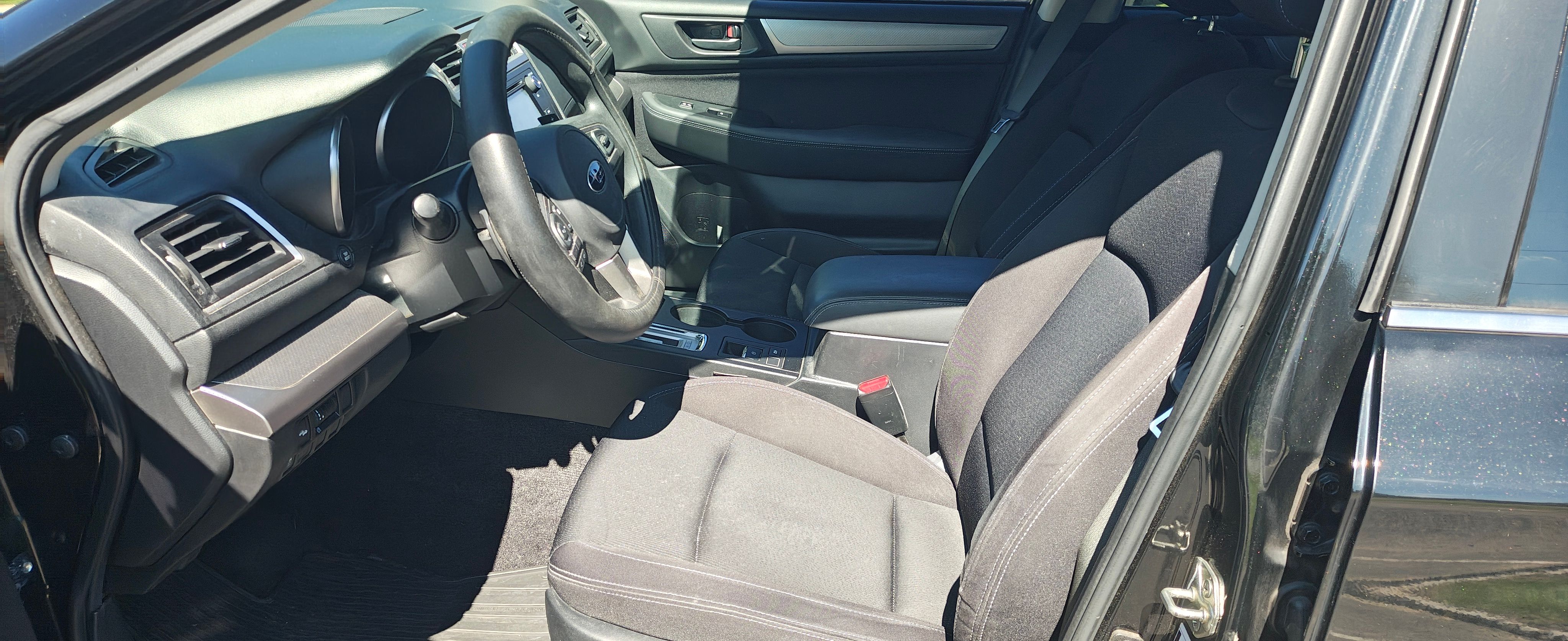 Used 2015 Subaru Legacy 2.5i AWD/4WD image 8