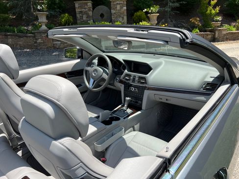Used 2012 Mercedes-Benz E 350 Cabriolet image 8