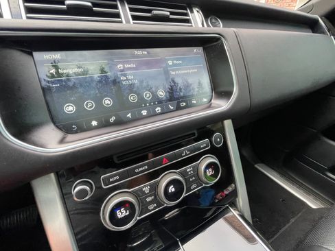 Used 2017 Land Rover Range Rover HSE image 25