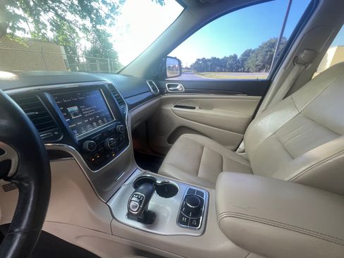 Used 2014 Jeep Grand Cherokee Limited AWD/4WD image 21