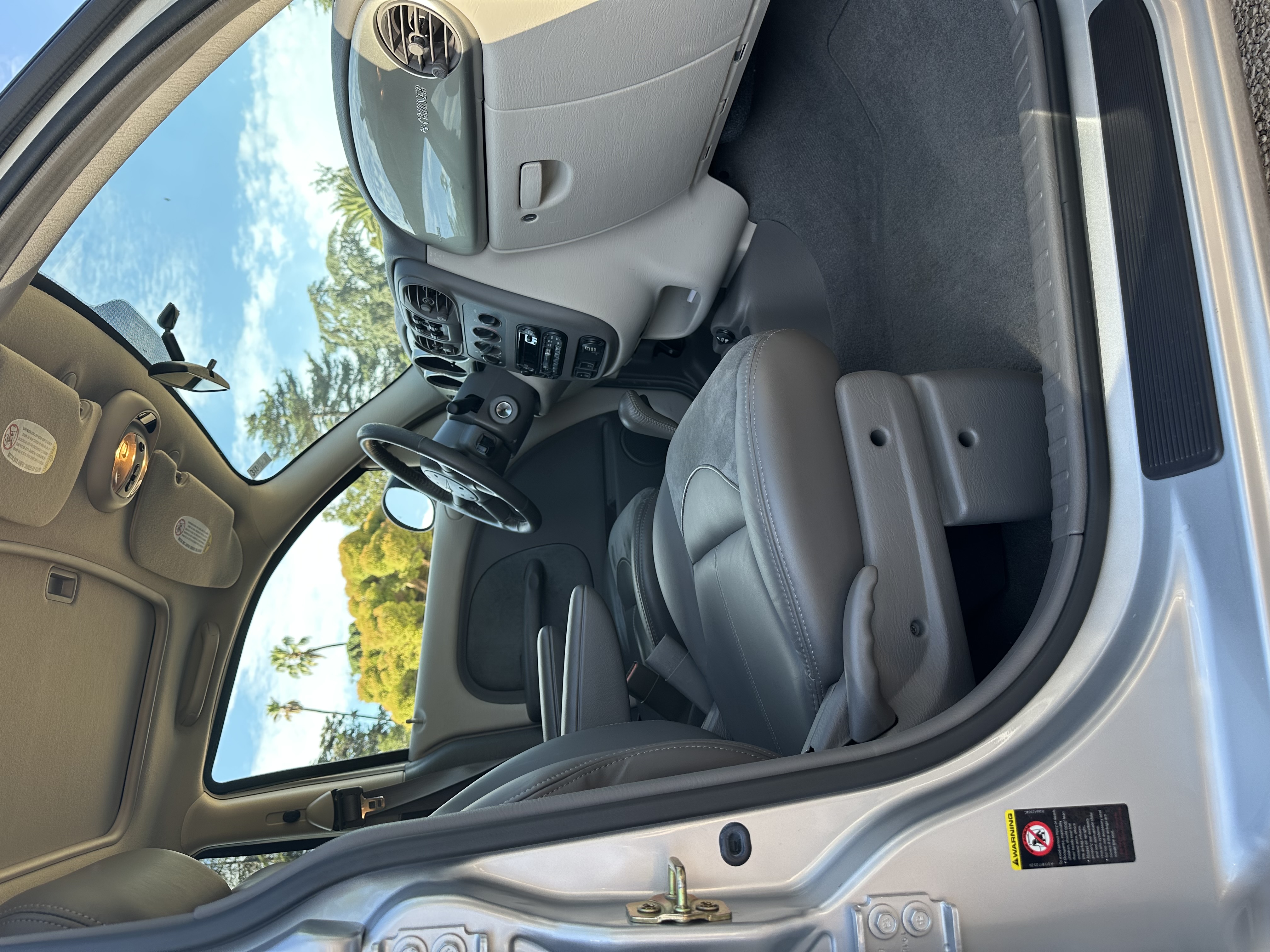 Used 2002 Chrysler PT Cruiser Limited FWD image 13