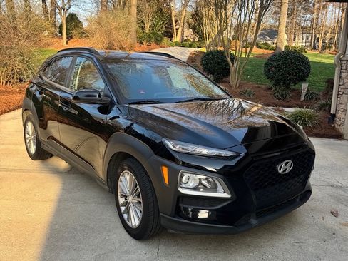 Used 2018 Hyundai Kona SEL image 1