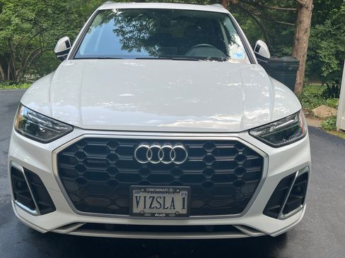 Used 2022 Audi Q5 e Premium AWD/4WD image 4