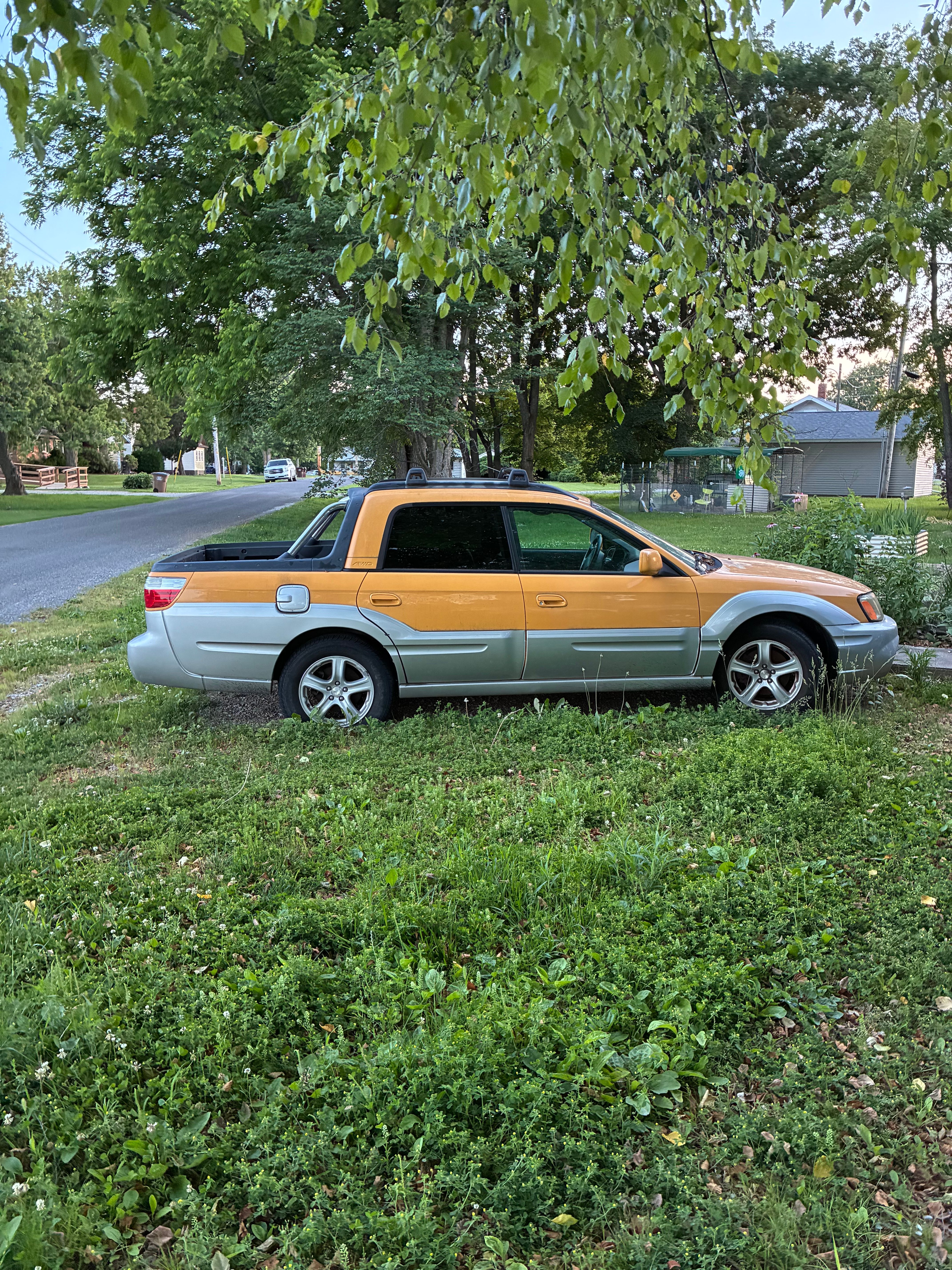 Used 2003 Subaru Baja AWD/4WD image 2
