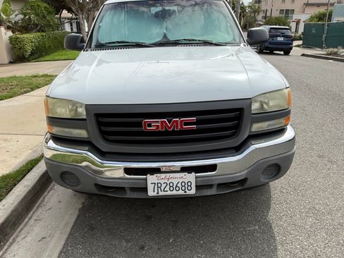 Used 2005 GMC Sierra 1500 W/T RWD image 10