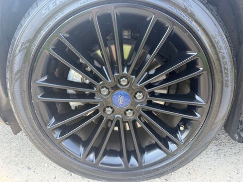 Used 2014 Ford Fusion SE w/ Equipment Group 202A FWD image 12