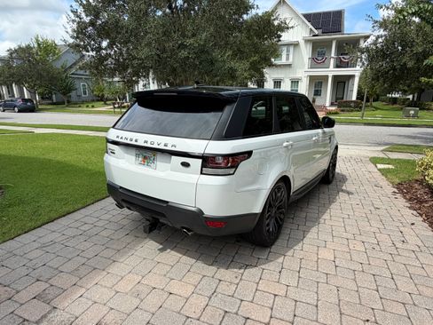 Used 2015 Land Rover Range Rover Sport Supercharged AWD/4WD image 4