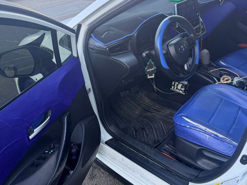Used 2021 Toyota Corolla LE w/ Carpet Mat Package (TMS) FWD image 5