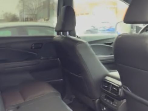 Used 2025 Honda Passport Black Edition image 5