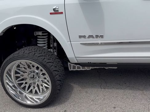 Used 2025 RAM 2500 Limited image 10