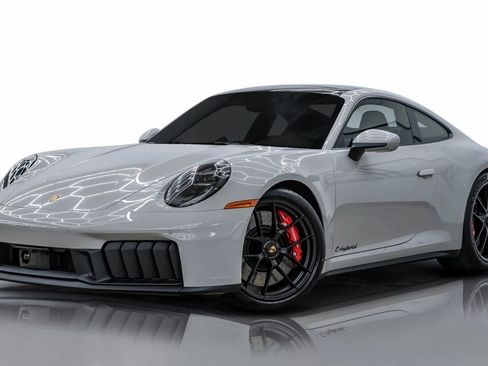 Used 2026 Porsche 911 GTS image 9