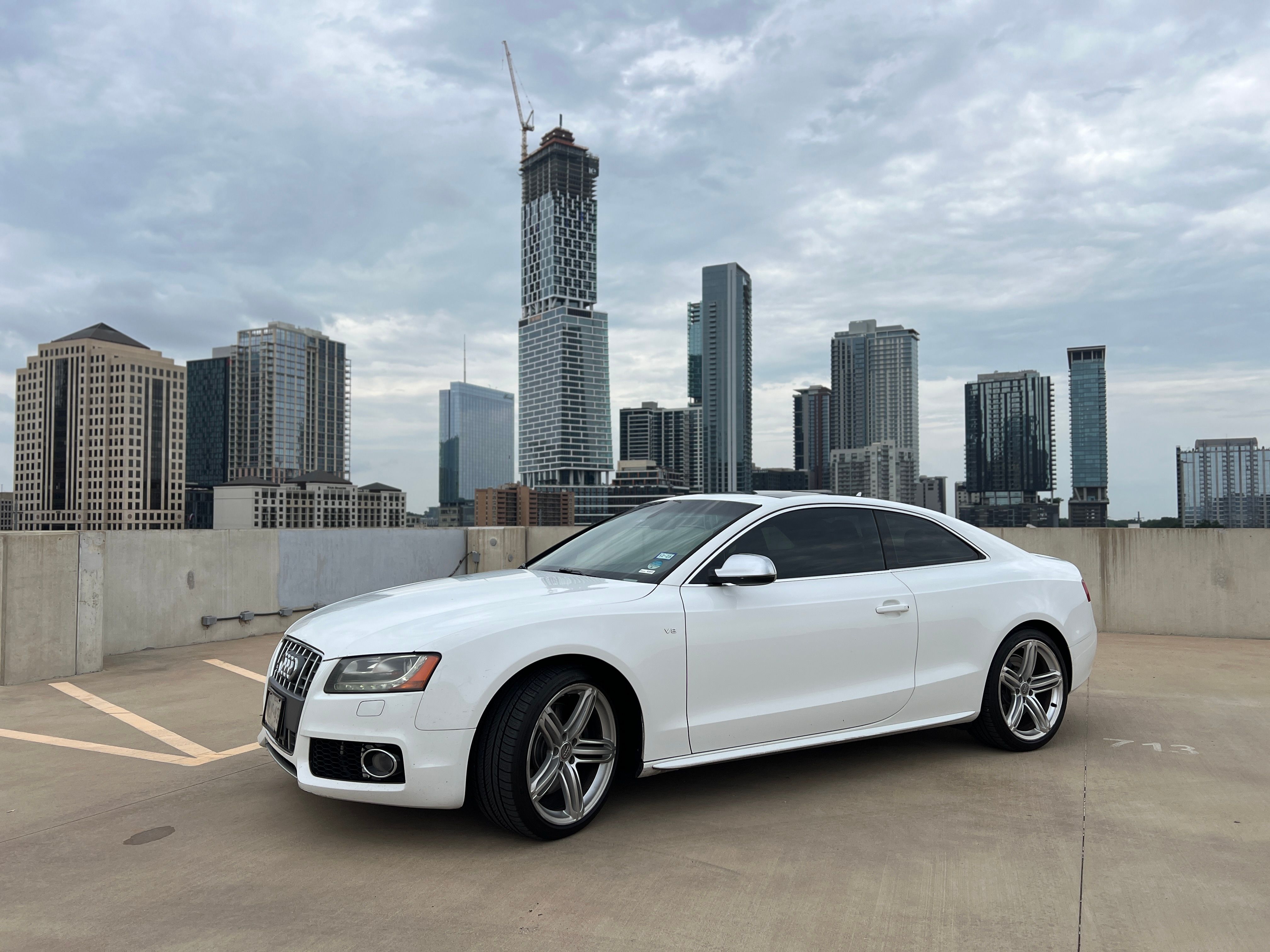 Used 2010 Audi S5 Premium Plus AWD/4WD image 2