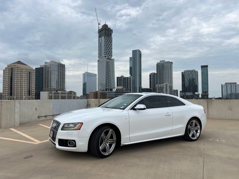 Used 2010 Audi S5 Premium Plus image 2