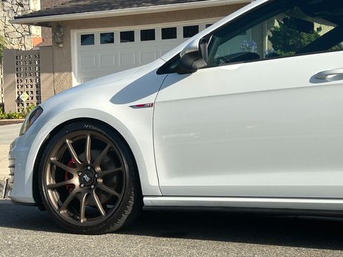 Used 2017 Volkswagen GTI S image 14