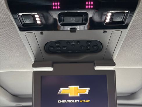 Used 2017 Chevrolet Tahoe Premier image 16