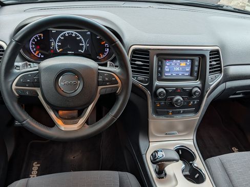 Used 2014 Jeep Grand Cherokee Laredo w/ Quick Order Package 23E image 19