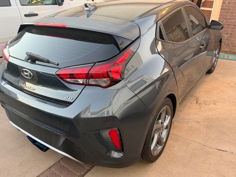 Used 2019 Hyundai Veloster 2.0 image 5