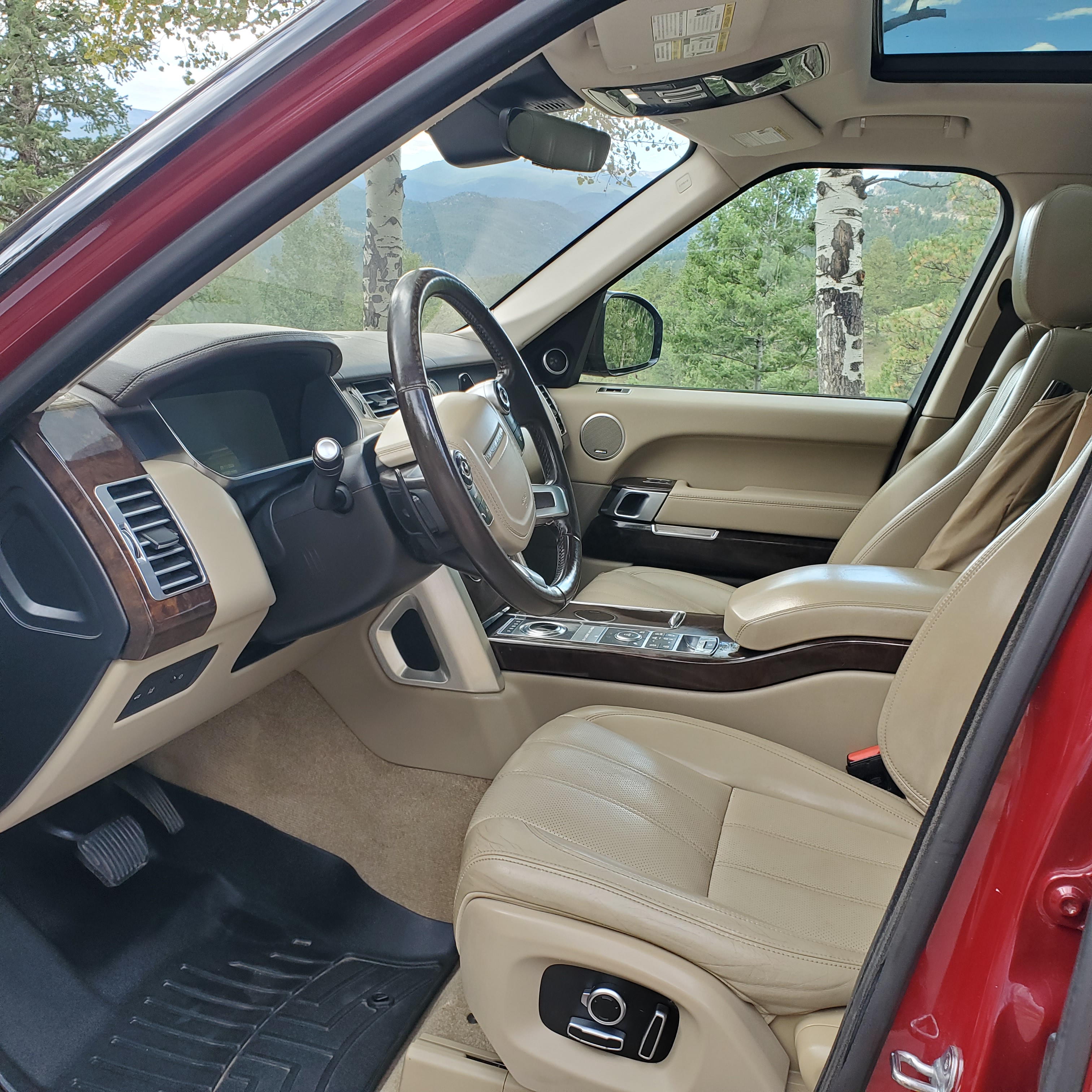 Used 2017 Land Rover Range Rover HSE AWD/4WD image 5