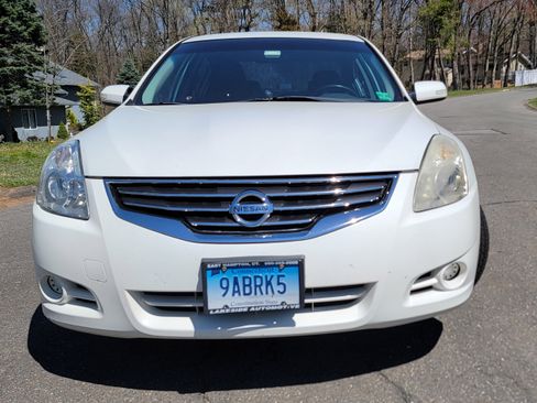 Used 2010 Nissan Altima 2.5 SL w/ SL Pkg image 8
