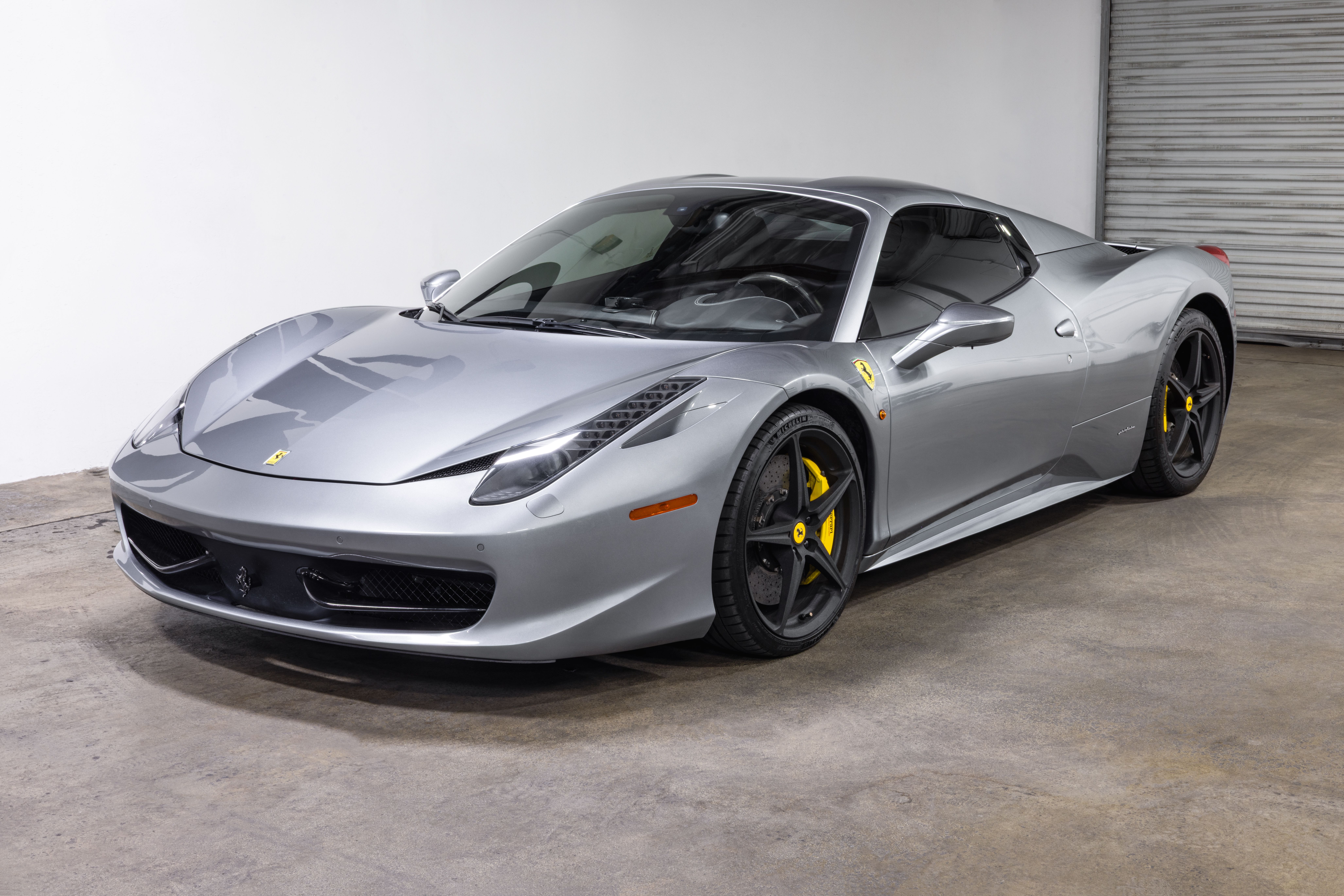 Used 2014 Ferrari 458 Spider RWD image 1