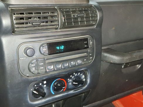 Used 2005 Jeep Wrangler X w/ Tire & Wheel Group (Ecco) image 17