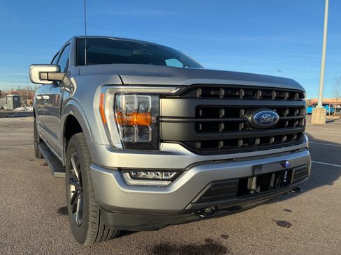 Used 2021 Ford F150 Lariat image 4