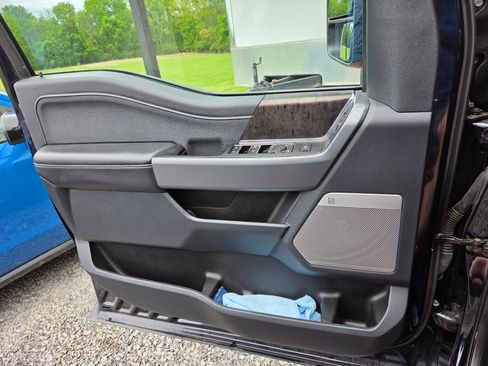 Used 2023 Ford F350 Lariat w/ Lariat Ultimate Package image 12