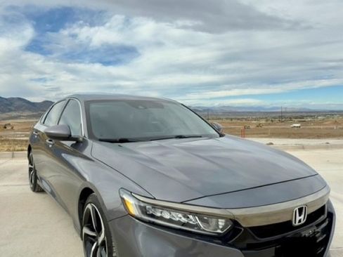 Used 2018 Honda Accord Sport image 26