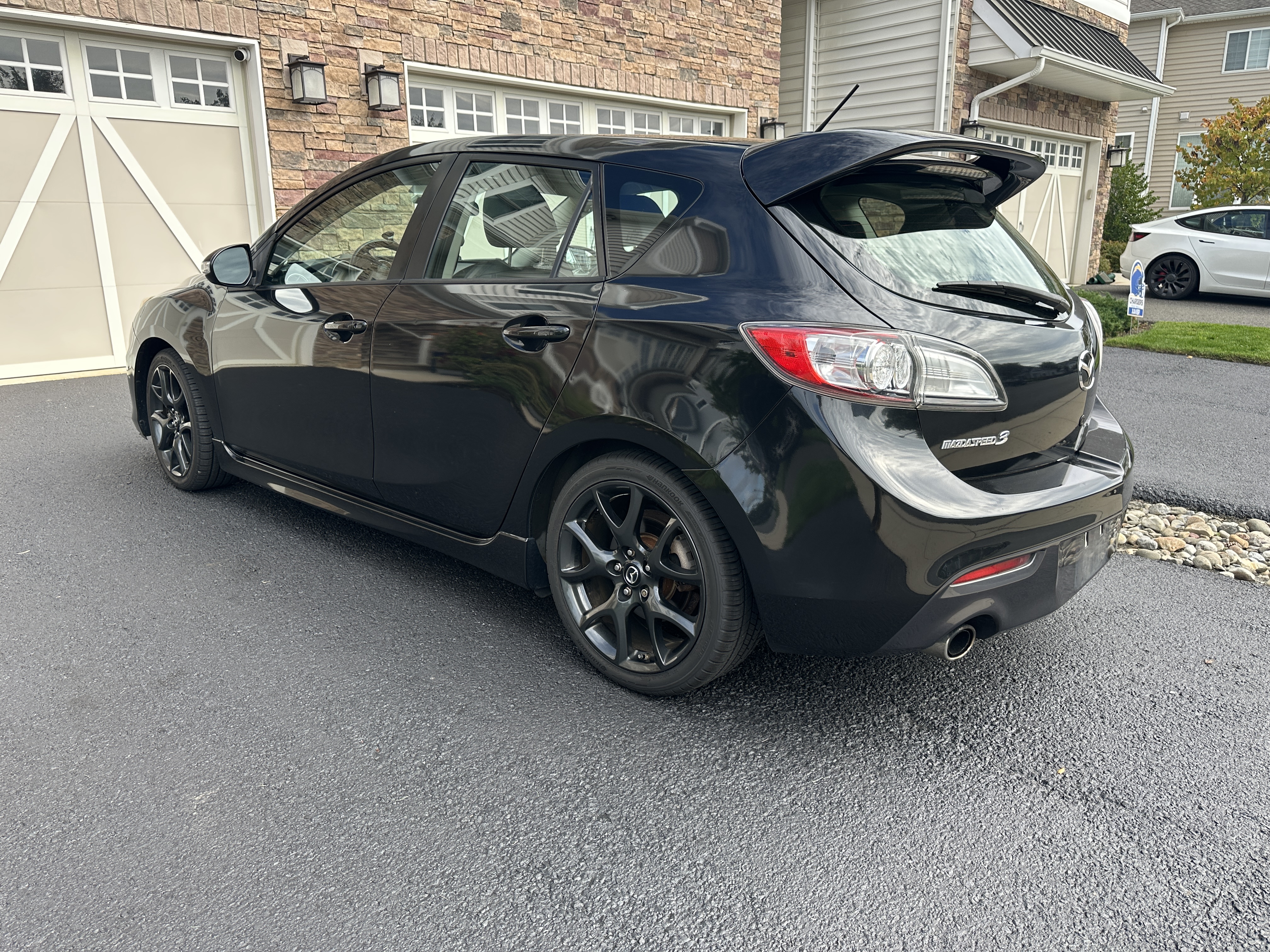 Used 2013 MAZDA MAZDA3 Touring FWD image 2