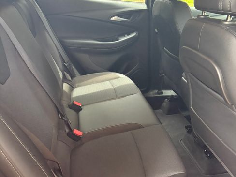 Used 2021 Buick Encore GX Preferred w/ Cold Weather Comfort Package FWD image 23