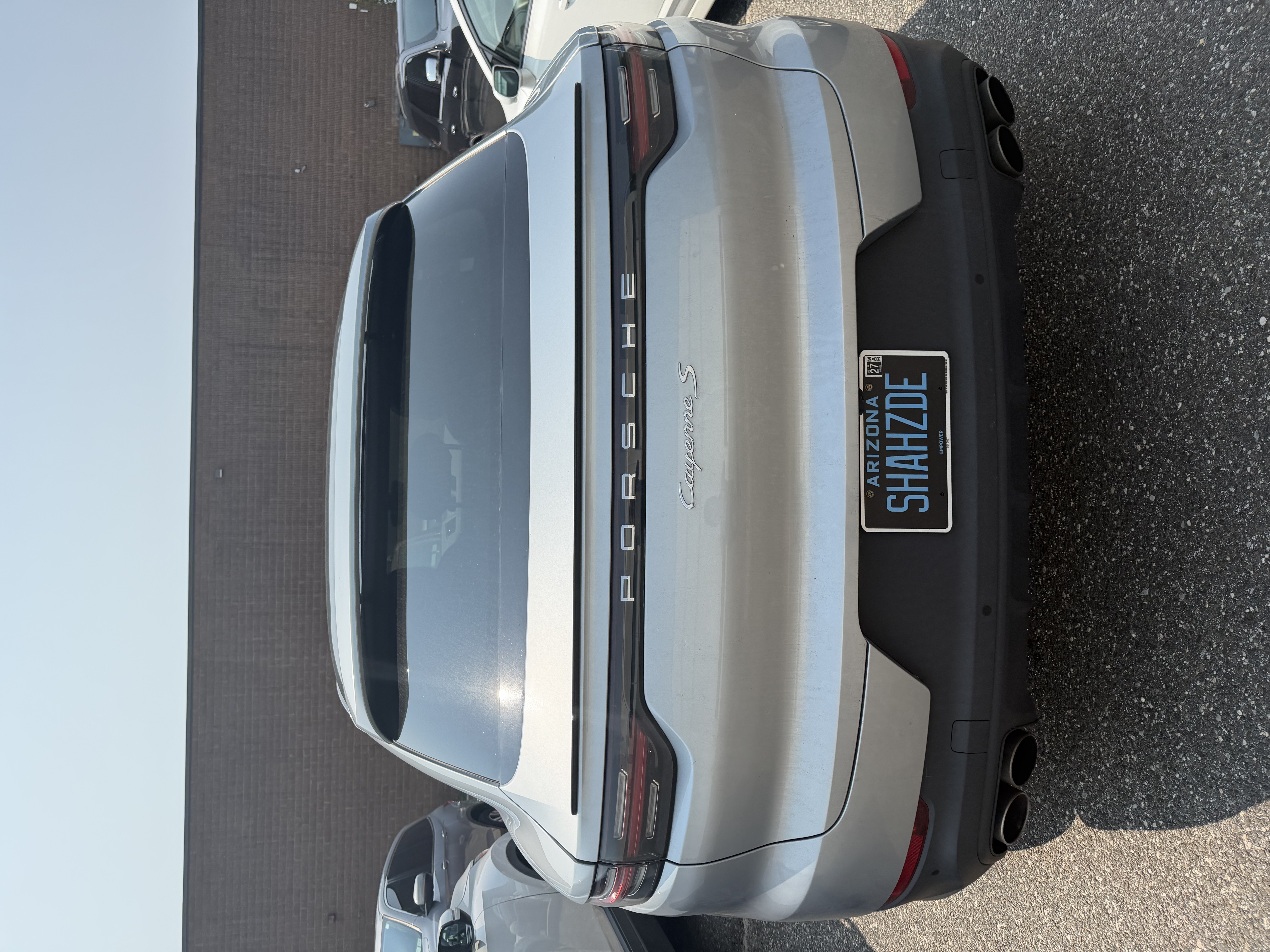 Used 2020 Porsche Cayenne S AWD/4WD image 1