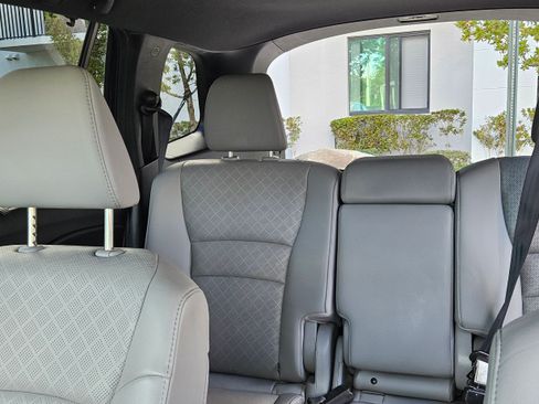 Used 2019 Honda Passport Touring image 12