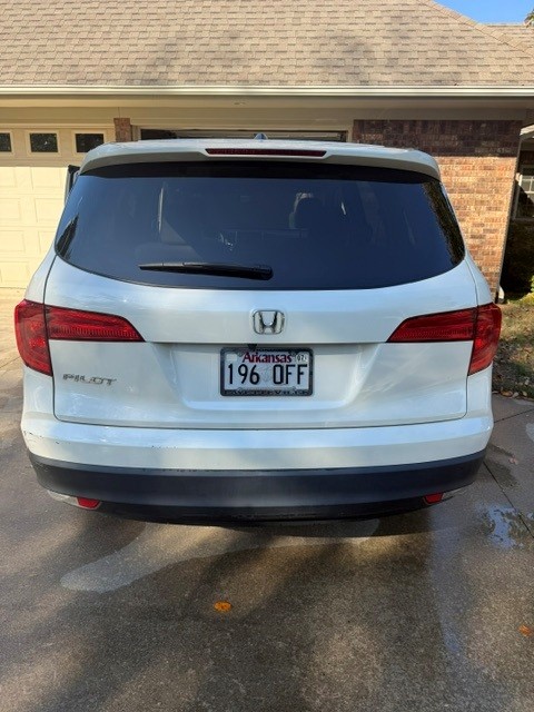 Used 2018 Honda Pilot EX image 2