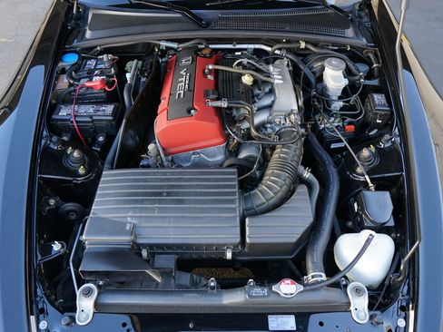 Used 2002 Honda S2000 image 21