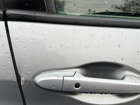 Used 2018 Honda HR-V EX image 10