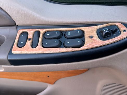 Used 1999 Ford F350 4x4 Crew Cab Super Duty image 17