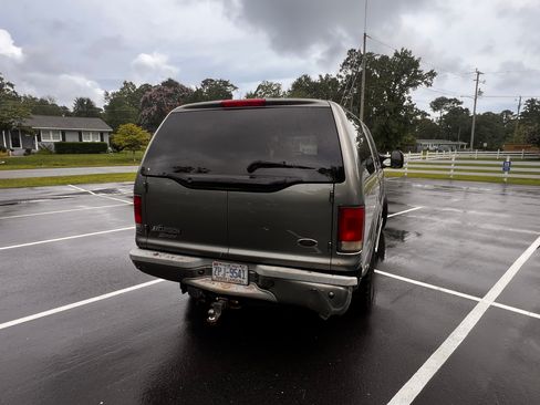 Used 2005 Ford Excursion Limited AWD/4WD image 6