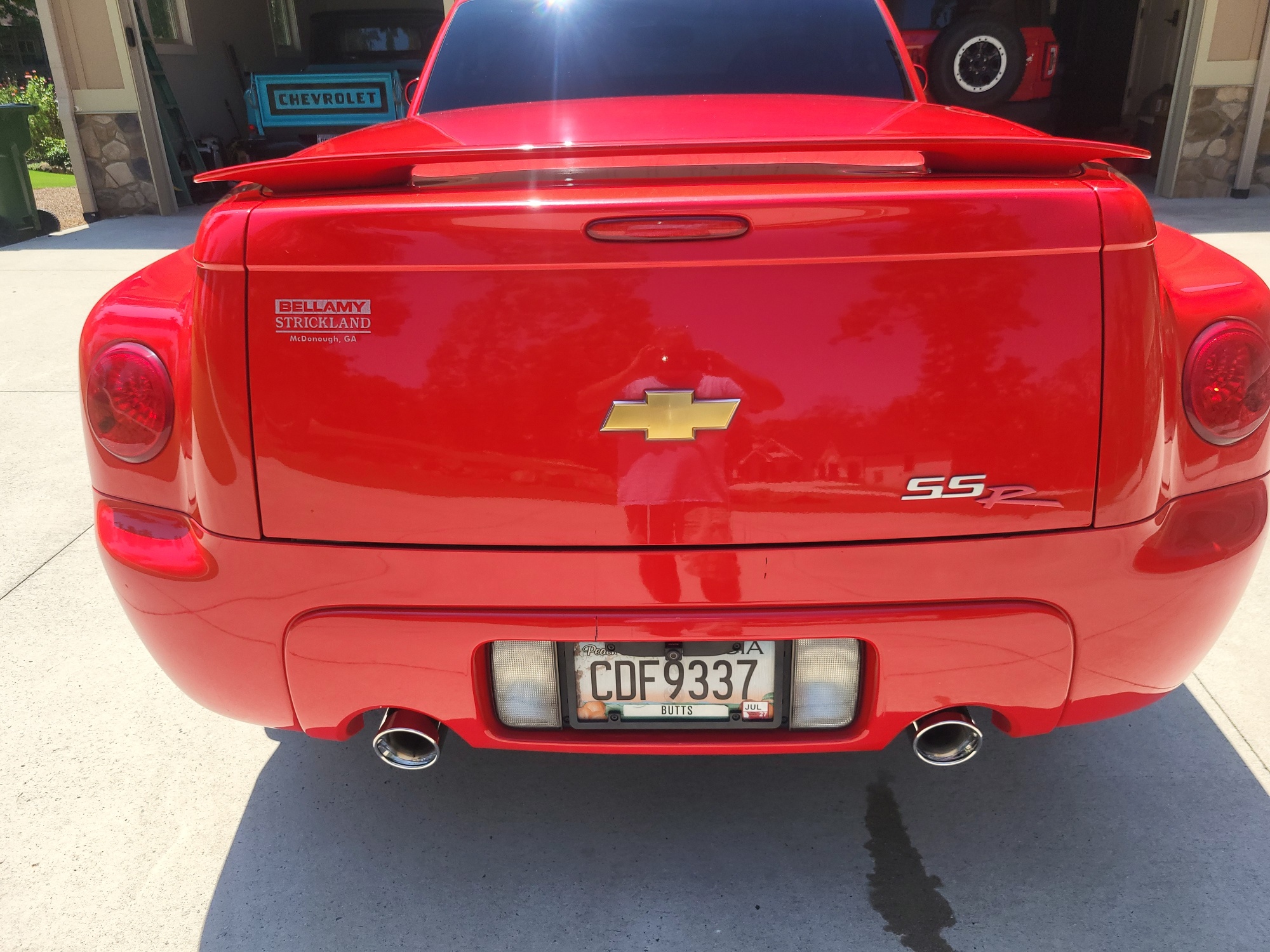Used 2004 Chevrolet SSR w/ Preferred Equipment Group RWD image 11