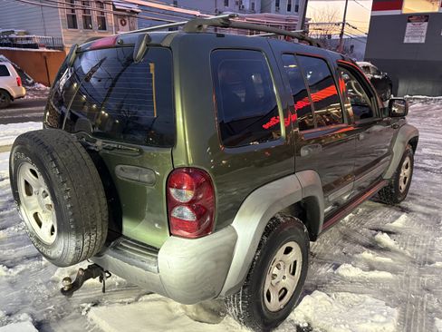 Used 2007 Jeep Liberty Sport image 15