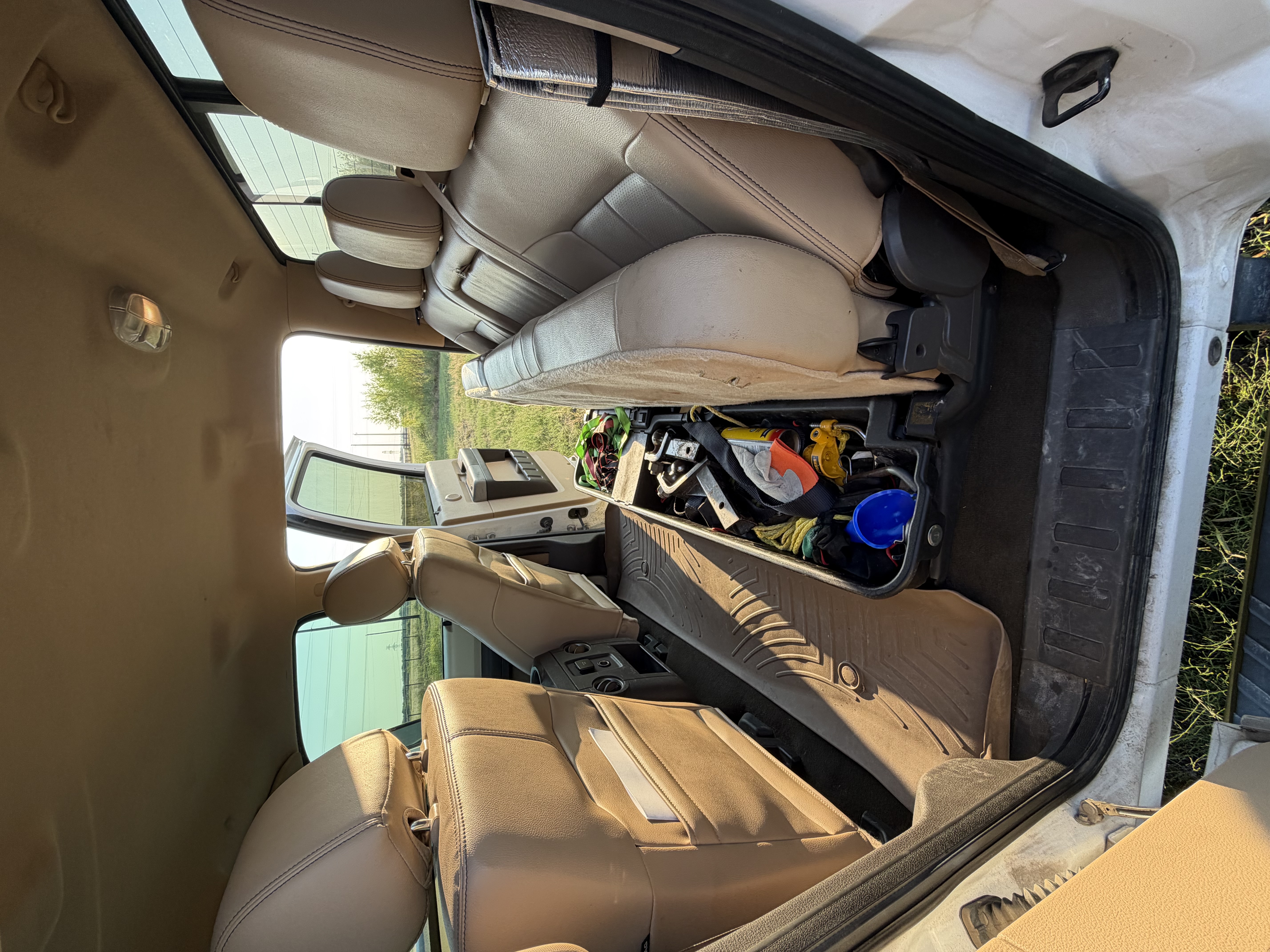 Used 2016 Ford F250 Lariat w/ Lariat Interior Package AWD/4WD image 9